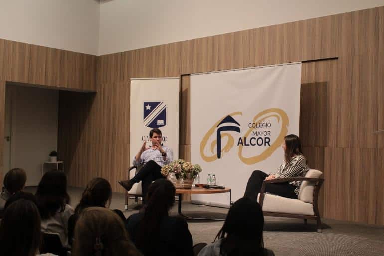 Encuentro con Santiago Requejo
